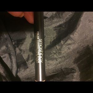 Smashbox Color Correcting Stick in Dark